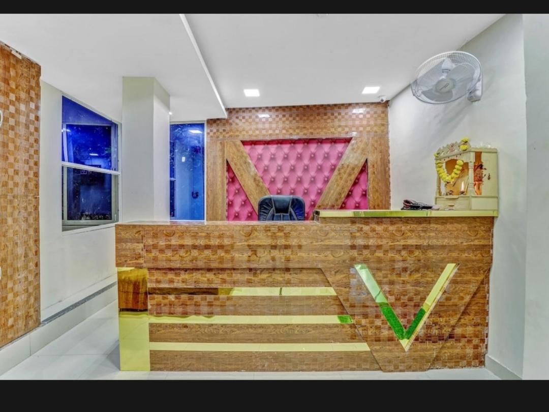 Hotel Bhavya Residency Ahmedabad Exterior photo