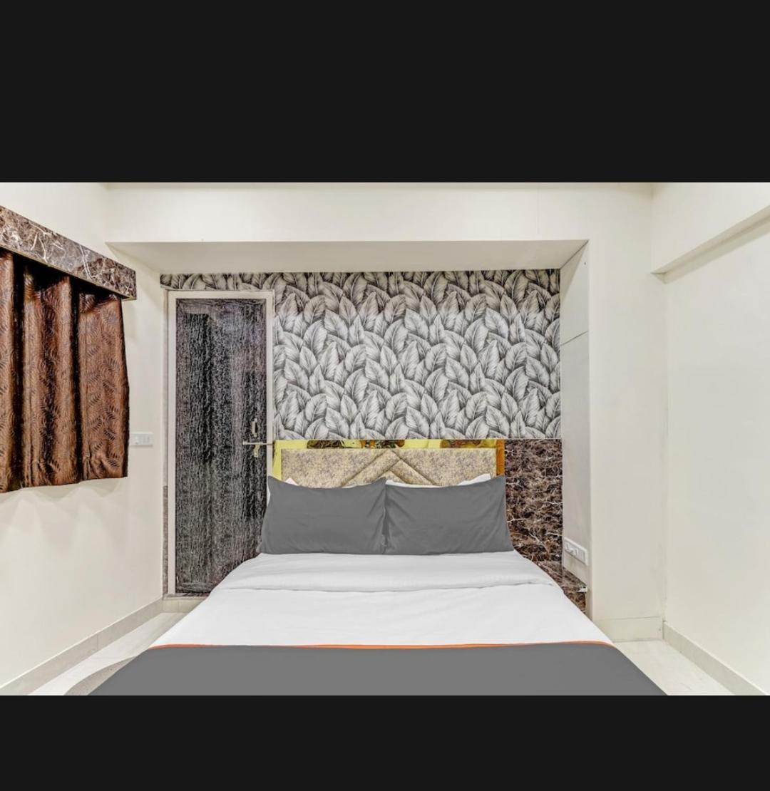 Hotel Bhavya Residency Ahmedabad Room photo